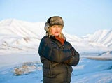 Imagem de Joanna Lumley na Terra das Auroras Boreais
