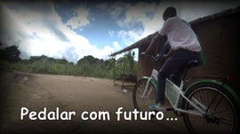 Pedalar com Futuro... em Moambique