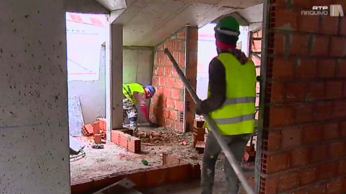 Trabalhadores da Construção Civil no Estrangeiro