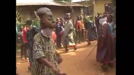 Imagem de Dan�as: Minang Mi Ntoh, Nwondzi, Beng of Aduk