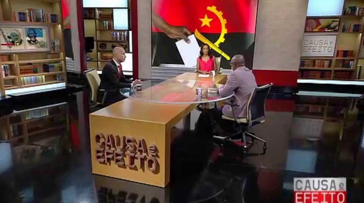 Imagem de Eleições Angola / CV: Transportes / Moçambique: Novas Forças Políticas / Lx: Concerto Patche di Rima / Erros Históricos