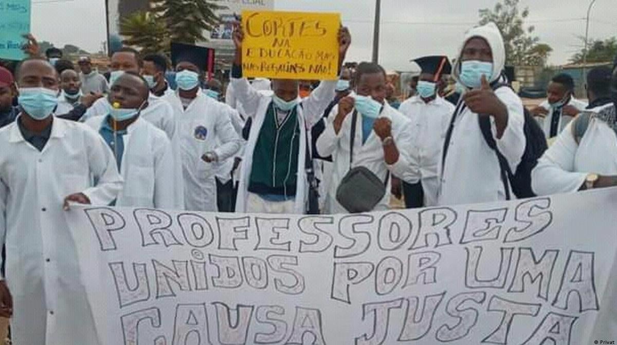 Nova Greve no Setor da Educao em Angola
