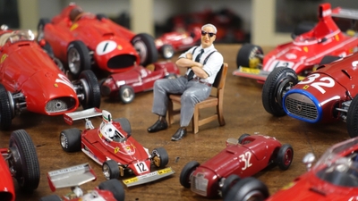 Play - Enzo Ferrari: O Vermelho e o Preto
