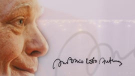 Imagem de Especial Informa��o: Entrevista a Ant�nio Lobo Antunes