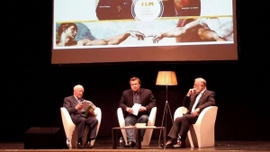 Imagem de Rosa Montero � conversa com Lu�s Caetano na Feira do Livro de Lisboa.