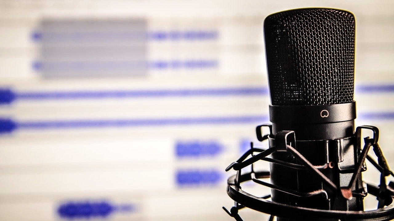 Imagem do Programa / Episiódio - Á MINHA PORTA - José Cid - Entrevista