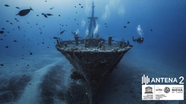 Oceanos II - Nina Vieira - sobre a atividade baleeira dos portugueses no Atlntico do sc. XV ao sc. XVIII.