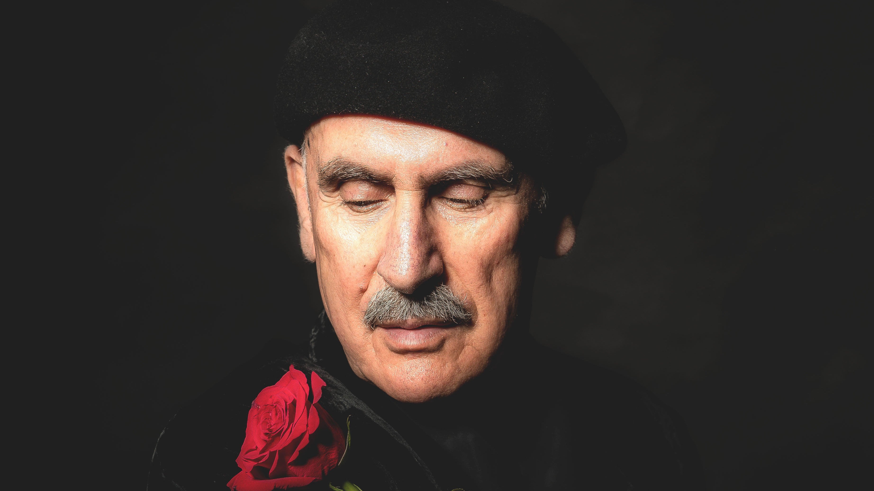 Imagem de O Sal e o Sol do Sul: Vitorino - 50 Anos em Discos