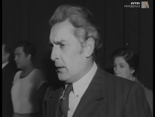 Apoio dos Profissionais de Teatro ao 25 de Abril