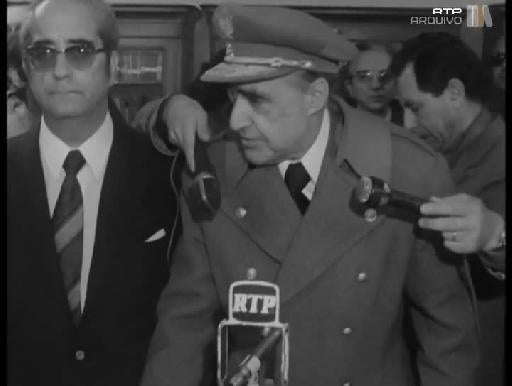 Conferência de Imprensa da Junta de Salvação Nacional na Pontinha