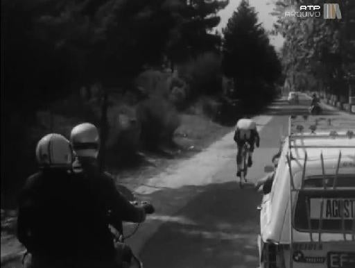 Contrarrelógio de Joaquim Agostinho na 36ª Volta a Portugal em Bicicleta