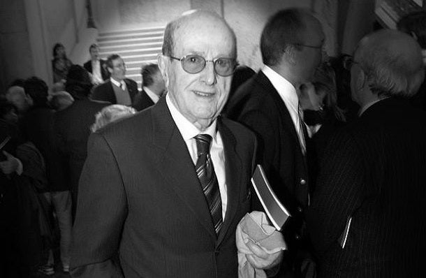 Doutoramento Honoris Causa em 1989