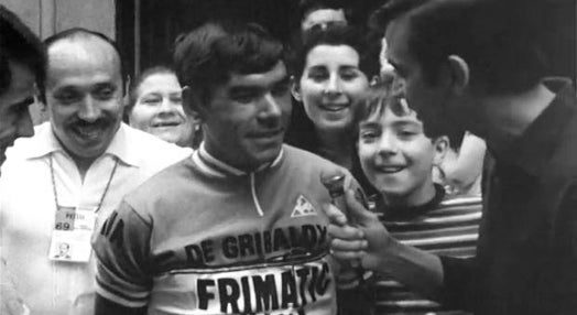 Entrevista a Joaquim Agostinho na Volta à França em Bicicleta 1969