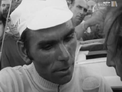 Entrevista a Joaquim Agostinho no final da 36ª Volta a Portugal em Bicicleta