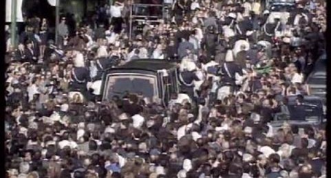 1999 Morte De Amalia Rodrigues Rtp Arquivos