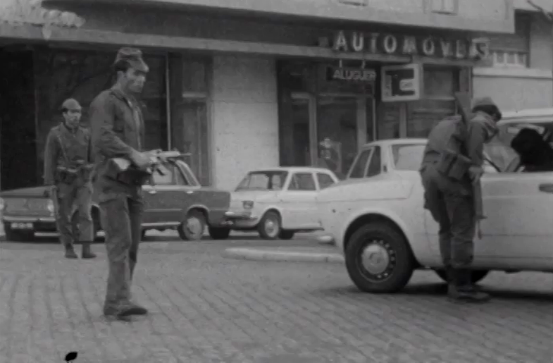 Primeiro Comunicado do Movimento das Forças Armadas