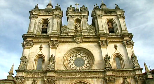 Quem Passa por Alcobaça