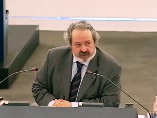 Críticas a Paulo Portas