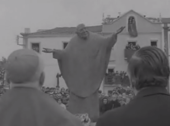 Cardeal Cerejeira inaugura estátua do Padre Cruz