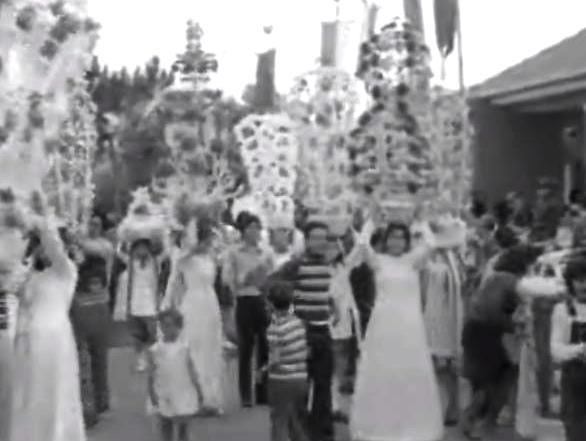 Cortejo dos Tabuleiros em Torres Novas