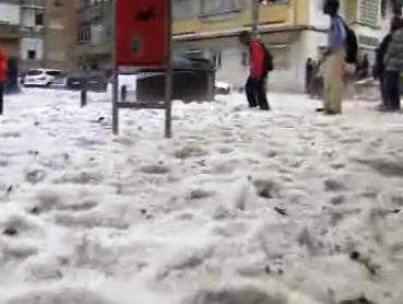 Forte queda de granizo em Lisboa