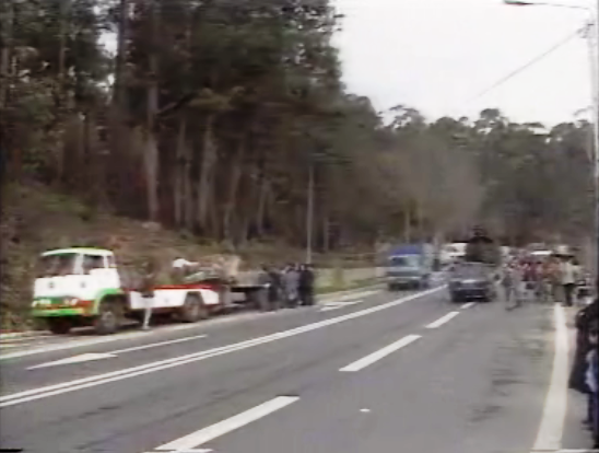 Acidente entre camião e carrinha provoca três mortos e ferido grave