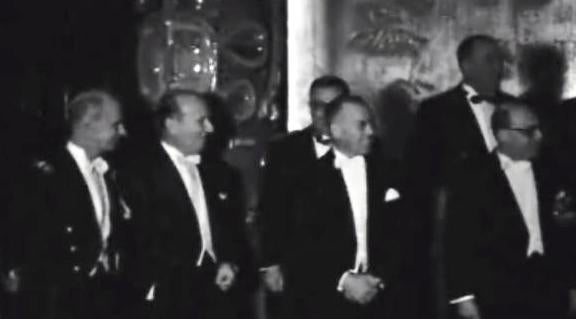 Adidos oferecem jantar ao Governo