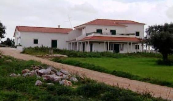 Três Casas em Alcanena