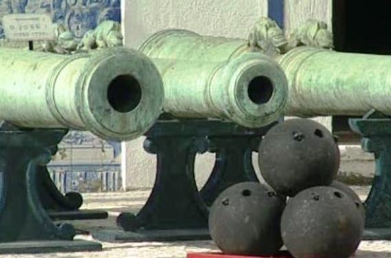 A Paz, a Guerra e o Povo