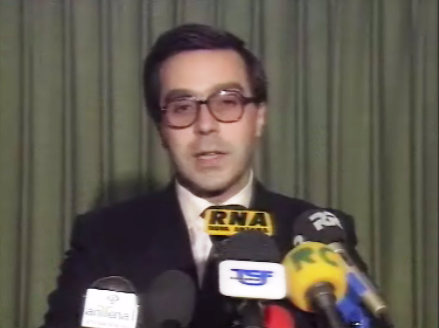 Governo decreta requisição civil para contornar greve dos controladores aéreos