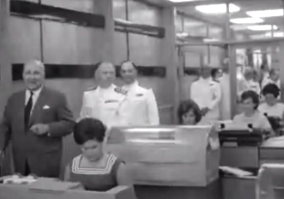 Ministro da Marinha inaugura Centro de Tratamento de Informação