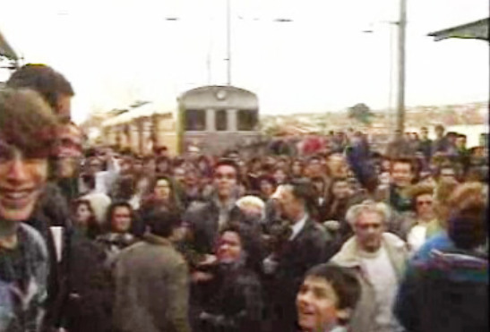 Greves e bloqueio de linha de comboio