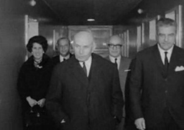 Américo Tomás visita Salazar