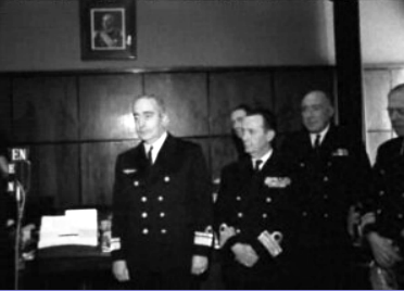 Ministro da Marinha condecora Almirante Manuel Sanches e Jerónimo Jorge