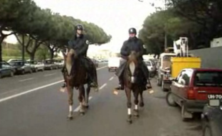 Patrulhamento a cavalo na capital