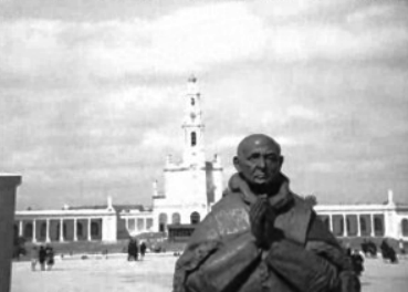 Colocação da estátua do Papa Paulo VI no Santuário de Fátima