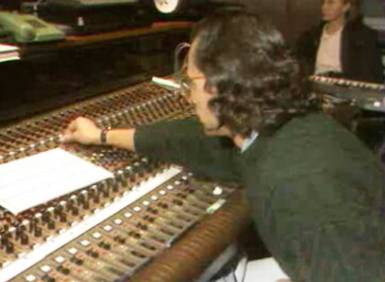 Gravação em estúdio da canção Maubere