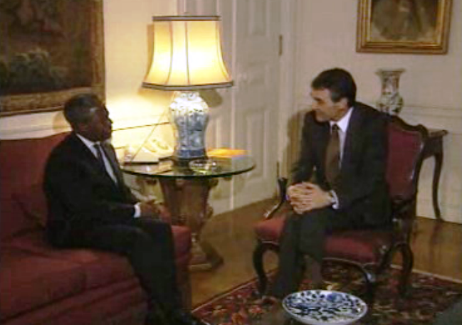 Ministro dos Negócios Estrangeiros angolano com Cavaco Silva