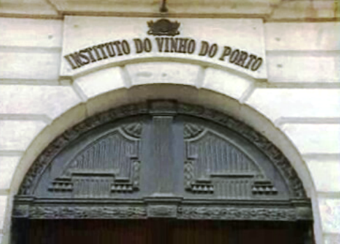 Vida Portuguesa: Crise no sector do vinho