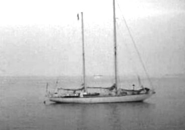 Navio Gipsy Moth V em Bissau