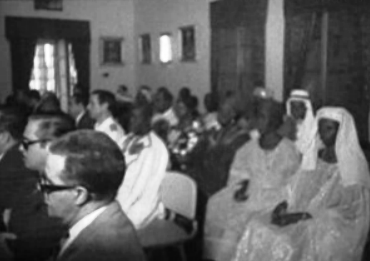 Governador da Guiné recebe cumprimentos