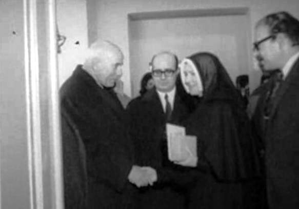 Américo Tomás inaugura exposição em Lisboa