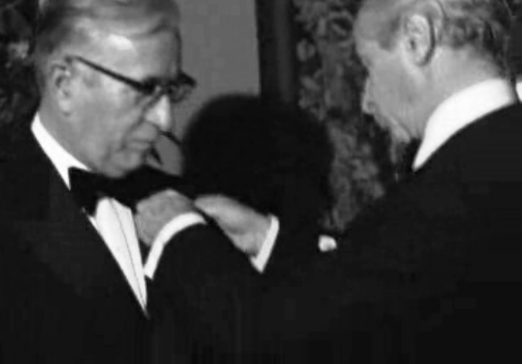 Condecoração de Manuel de Melo Correia