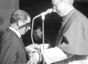 Condecoração de Sacristão da Sé de Leiria