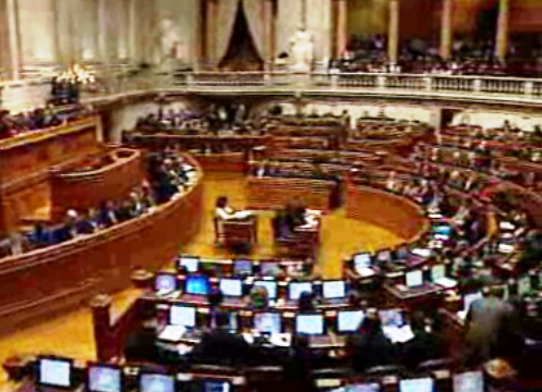 PEC no debate quinzenal na AR