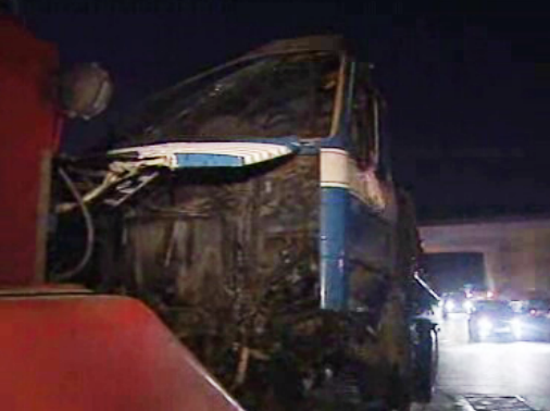 Acidente com veículo pesado no IC 19