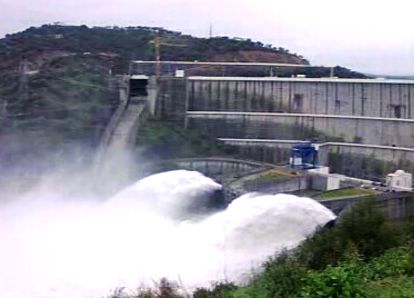 Alqueva na capacidade máxima