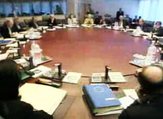 Comissão Europeia critica Portugal