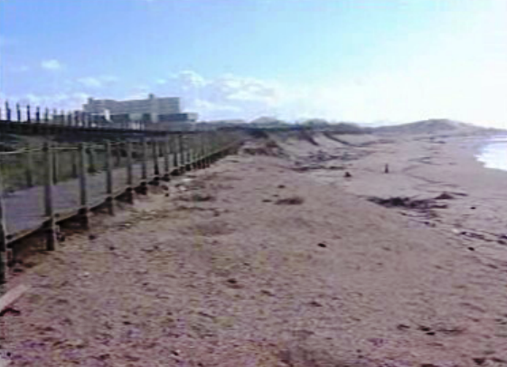 Avanço do mar na praia do Granja