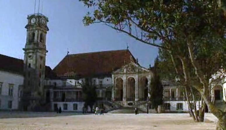 Rainha Sim, Santa Porquê?